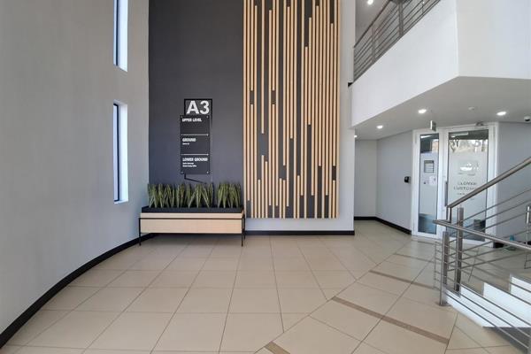 Upmarket Offices to Let in Weltevreden Park 

Neat A grade office space to let in ...