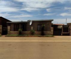 House for sale in Orange Farm