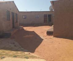 House for sale in Inxiweni