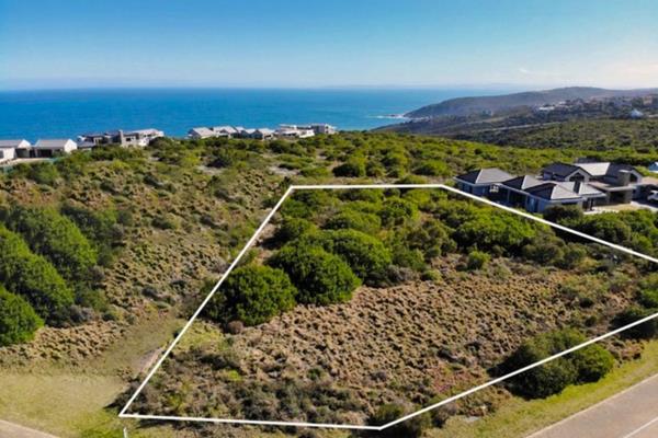 An extraordinary opportunity awaits in the prestigious Brink Eco Estate, Herolds Bay — one of South Africa&#39;s most exclusive coastal ...