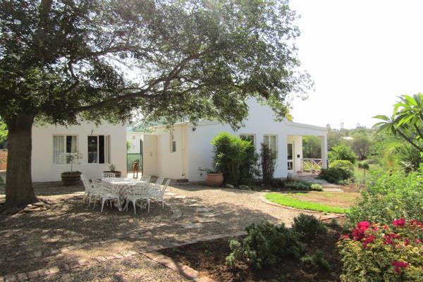 This perfectly situated, extremely secure Klein Karoo Lifestyle Farm could be your new ...