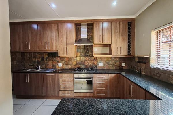 3 Bedroom house for sale in West Acres, River Gate Estate

Don&#39;t miss your opportunity to own a lovely Three-Bedroom house in a ...