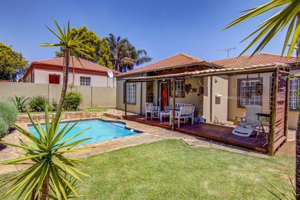 Welcome to your dream home in the highly sought-after Silkwood Complex, Glen Marais. ...