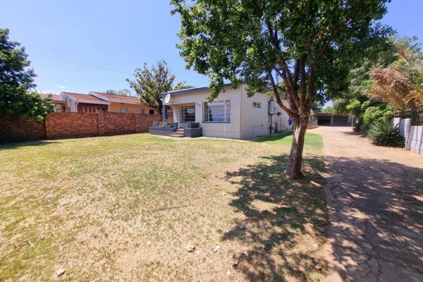 This newly renovated family house situated in a quiet and established area on 1276 square meter of land has enormous potential for the ...