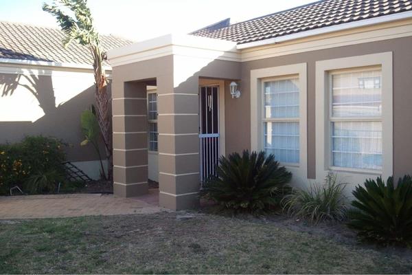 Beach House for Sale in Parklands, Milnerton, Western Cape
Your Dream Vacation Home ...