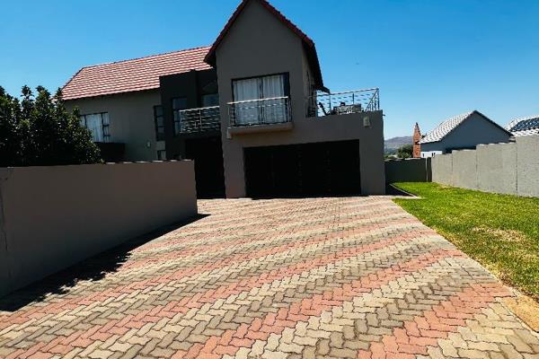 4-Bedroom House for Rent in Leloko Lifestyle Estate - Great Opportunity!
Property Features:

4 Spacious Bedrooms: Perfect for families ...