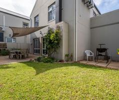 House for sale in Honeydew Country Estate