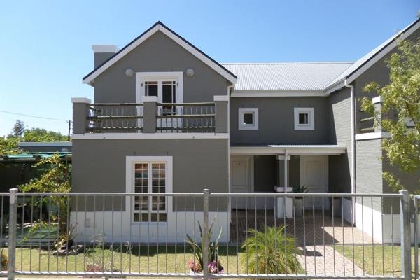 INVESTMENT OPPORTUNITY
3 Duplex townhouses for sale in Pinotage Row, Riebeek West
All units tenanted - ROI around 9%
Body Corporate is ...