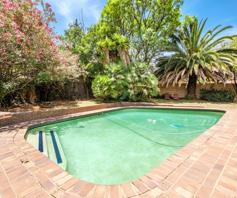 House for sale in Brackendowns