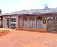 House for sale in Lenasia Ext 11