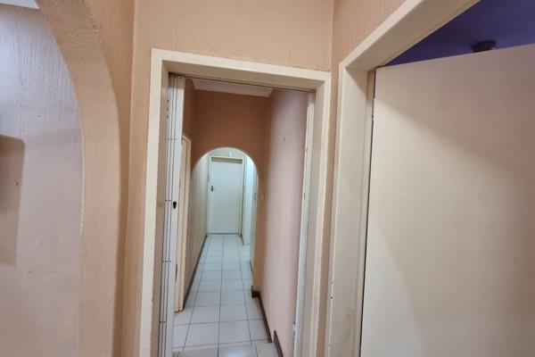 House For Rental

&gt;3 spacious bedrooms
&gt;2 modern bathrooms
&gt;Large lounge
&gt;Separate dining area
&gt;Fully-equipped ...