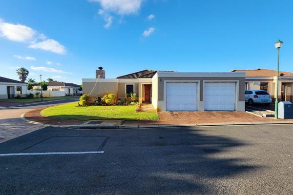 This neat property on a corner plot offers a perfect family living experience in a safe and secure environment. 
The home offers lounge &amp; dining room, 4 bedrooms BIC (including a main bedroom with an ensuite), and a family ...