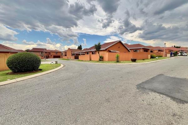 Looking for a secure, family-friendly rental in the heart of Midrand? This stunning 3-bedroom, 2-bathroom home in Noordwyk offers the ...