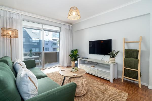 Furnished One Bedroom Apartment to Rent in Green Point

This beautifully furnished ...