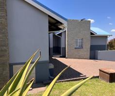 House for sale in Bankenveld Golf Estate