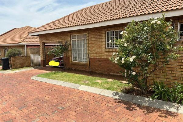 A decent house  in a pleasant  and calm complex is available for you in Sagewood, Midrand. It has 2 beds, 2 baths ,open kitchen/dining ...