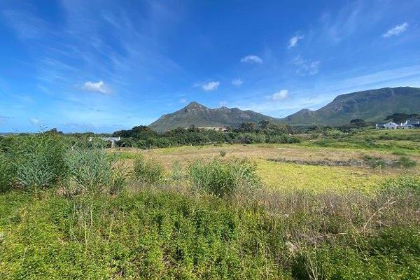 A once in a lifetime opportunity for a discerning buyer seeking a 2,4ha smallholding in ...