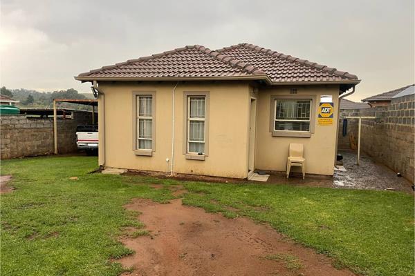 A three- bedrooms house is on the market for sale. This property offers a compact lounge and kitchen. it comes with one full bathroom ...