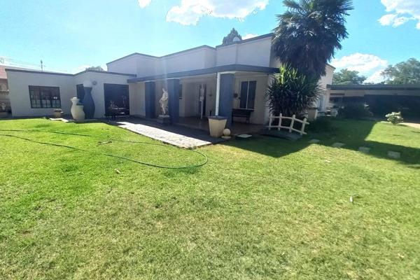 This 4-bedroom, 2-bathroom home in Potchefstroom Central offers generous space and practical features for comfortable family living. ...