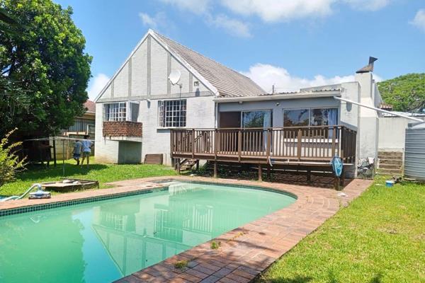 Stunning family home with a pool and granny flat to rent in Haven Hills
Situated in a sought-after neighbourhood we at Rufaro Realty ...