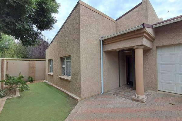 Beautiful Family Home to Let in Brakpan Central

Located in the heart of Brakpan Central, this stunning five-bedroom family home is ...