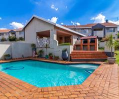 Apartment / Flat for sale in Constantia Kloof