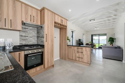 3 Bedroom House for sale in Fairview