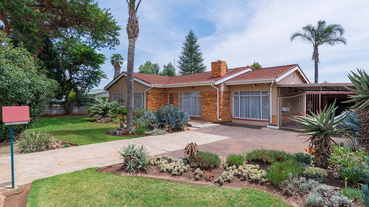 NORTHMEAD PROPERTY AND HOUSES FOR SALE visual data 8