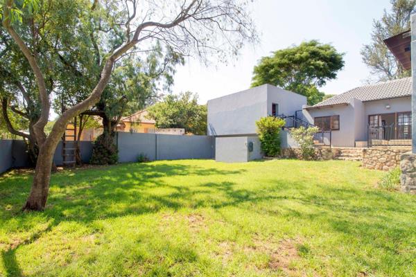 Discover this exceptional gem in the heart of Auckland Park, where modern comfort meets effortless style. This stunning property boasts ...