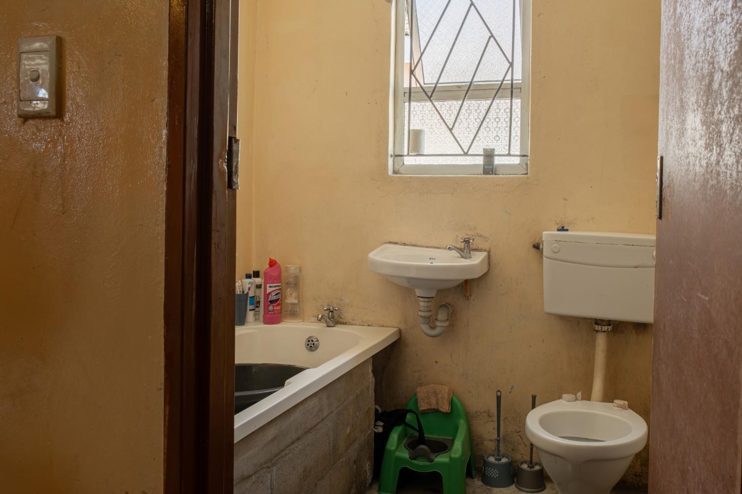 Photo of 2 Bedroom House for sale in Mxolisi Phetani