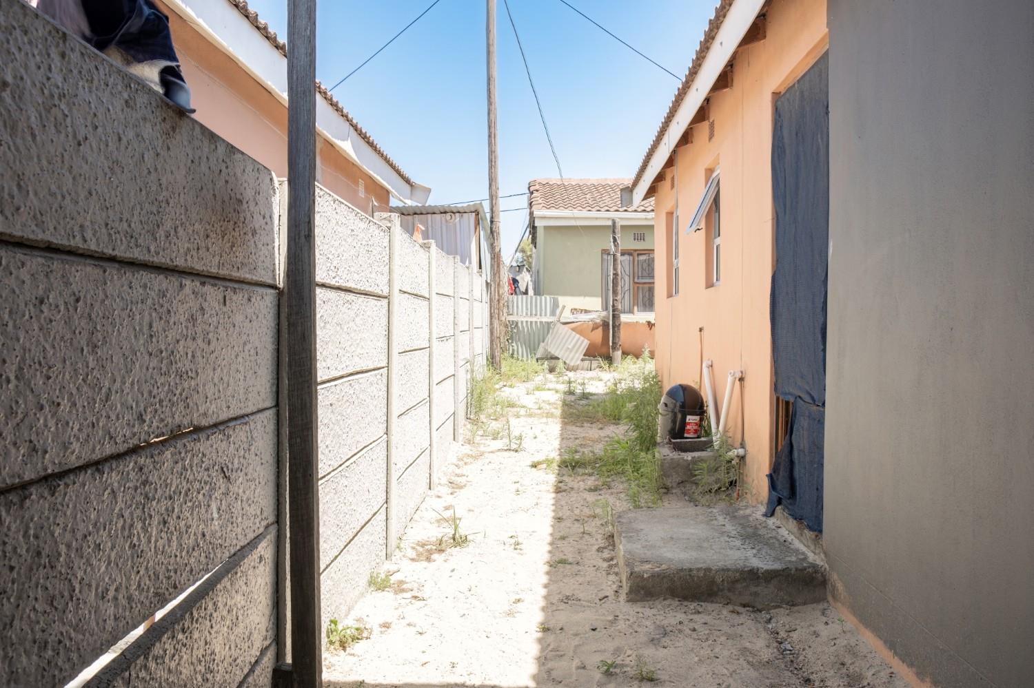 Photo of 2 Bedroom House for sale in Mxolisi Phetani