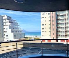 Apartment / Flat for sale in Bloubergrant