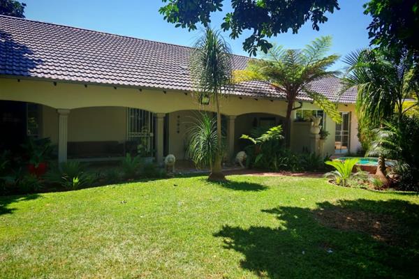 Spacious 3-bedroom house available for rent in Pretoria North. This lovely home features ...