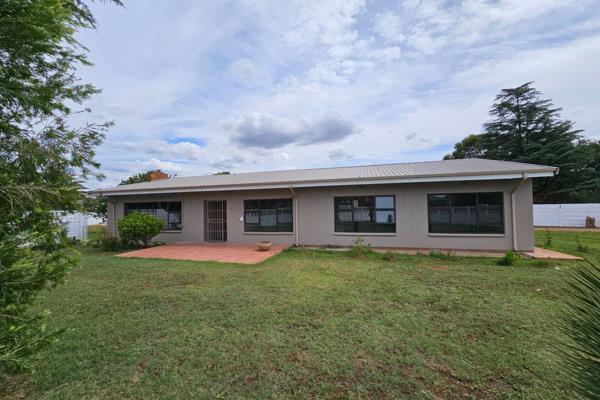 Newly renovated property in Heidelberg Central.

This neat property offers a master ...