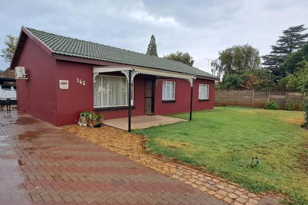 Going on Auction: Wednesday 29 January 2025
Reserve Price: R550 000.00. (All offers will be reviewed)
Non-refundable 10% commission ...