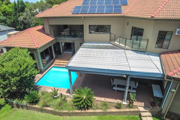 This upmarket property overlooks Pretoria Country Club. It sits in a prime position near The Club in Hazelwood, excellent schools and ...