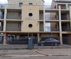 Apartment / Flat for sale in Klipkop