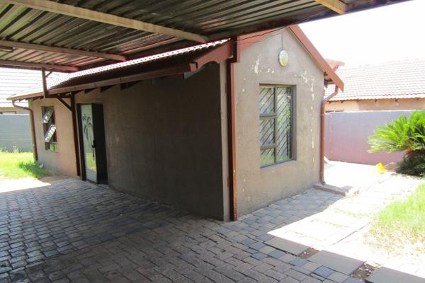 This house is written your name on it , It offers 2 well-sized bedrooms with ample cupboard space, lounge, dinning area and well ...