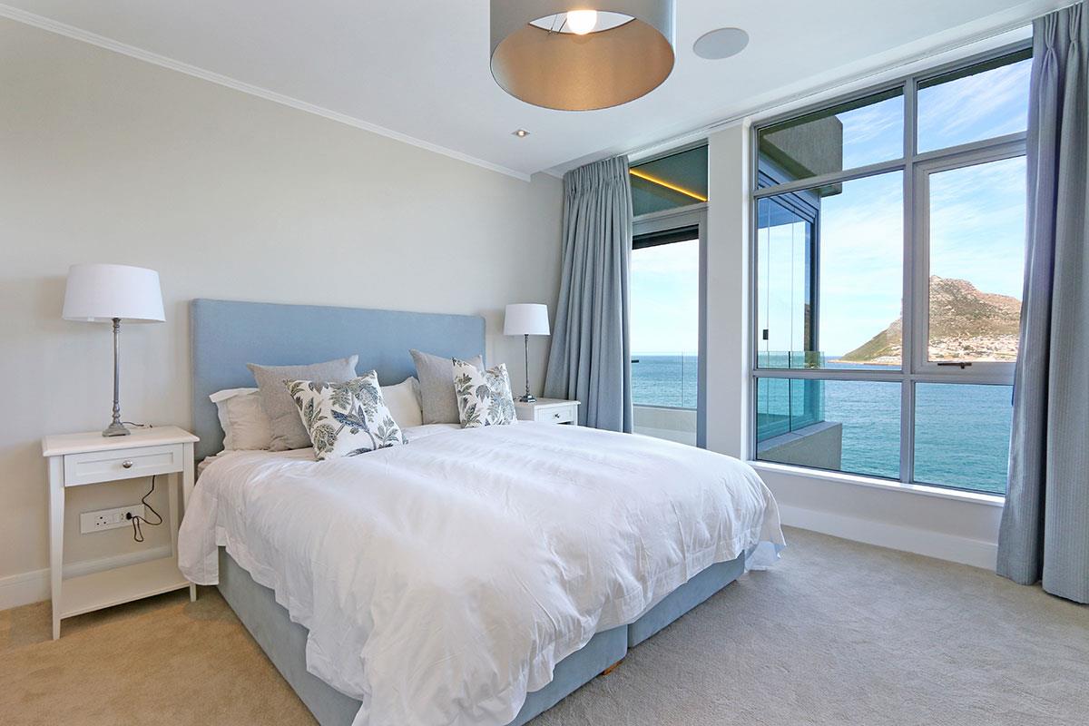 Photo of 3 Bedroom Apartment / flat to rent in Hout Bay Central