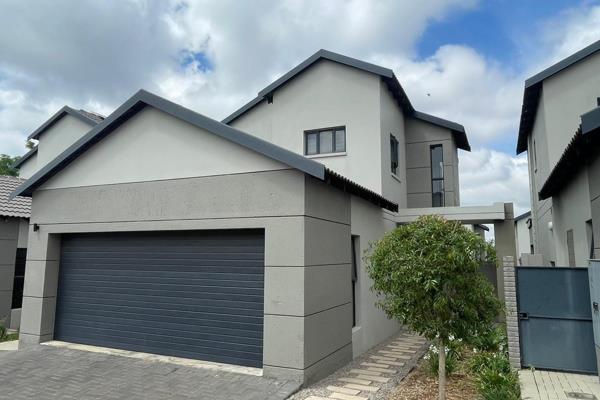 Discover your perfect rental home with this stunning 3-bedroom, 2.5-bathroom double-storey house that combines modern comfort and ...