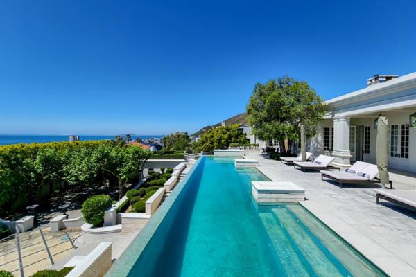 Set on over 3200m2 of prime real estate on Lions Head mountain, this remarkable estate combines classical charm &amp; modern ...