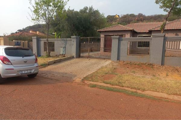 Welcome to this stunning contemporary 3-bedroom, 2-bathroom house for rent, located in the vibrant community of Naturena, Gauteng ...