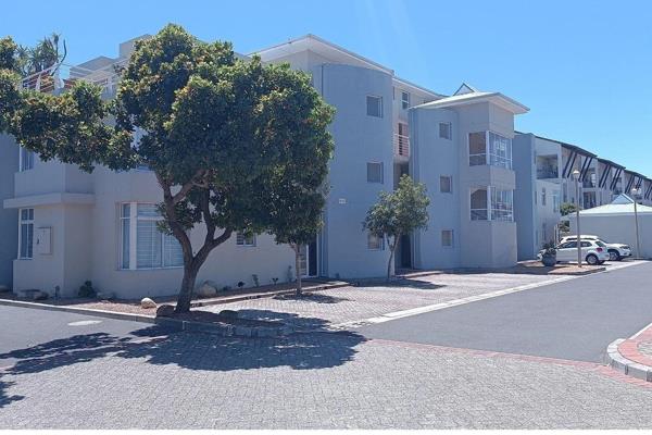 Discover your dream home in the sought-after Ascott Terraces complex, ideally situated on Racecourse Road, Milnerton. This stylish and ...