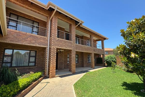 Your Dream Home Awaits!

Stunning 6-Bedroom, 4.5-Bathroom Double-Storey ...