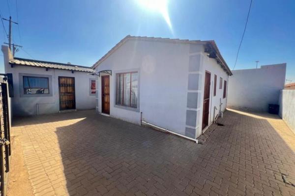 Are you looking for a room to rent around Daveyton? I have this neat rooms clean rooms ...