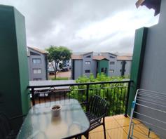 Apartment / Flat for sale in Honeydew Grove