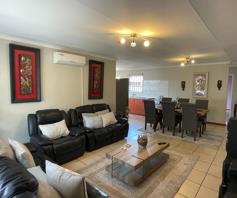 House for sale in Mandela View