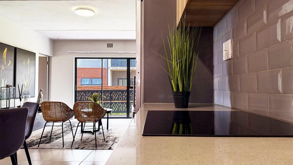 Listing number: P24-117768390, Image number: 2