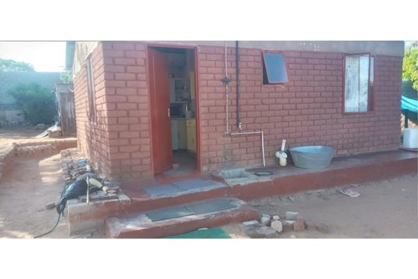 Business community is hereby invited to a business opportunity especially those in the accomodation industry ,this property is located ...