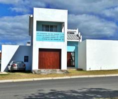 House for sale in Struisbaai